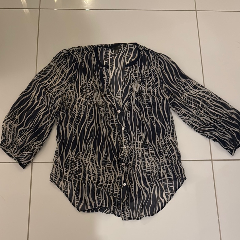 Black and White Button Down Shirt with 3/4 Sleeves